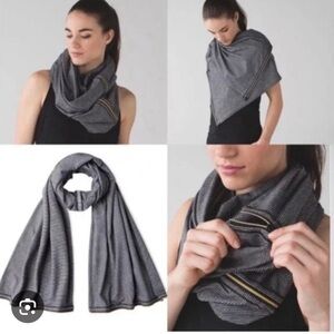 Lululemon Zip Vinyasa scarp